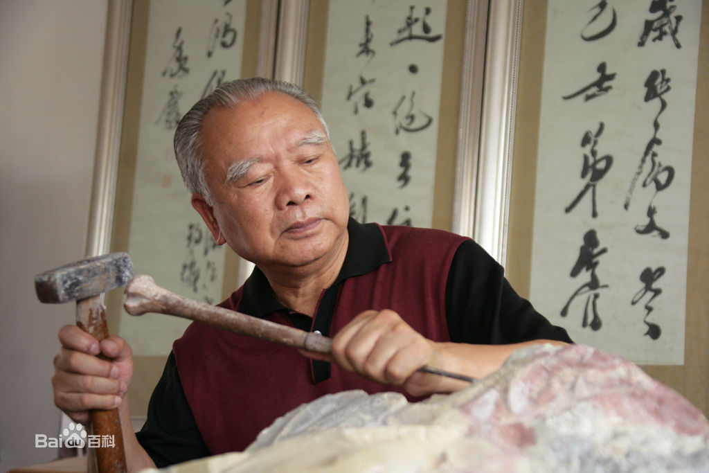 張愛(ài)廷 張愛(ài)廷